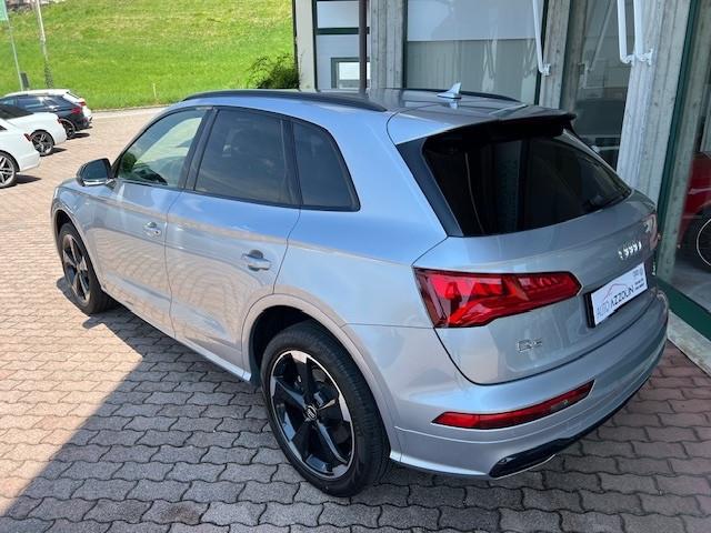 Audi Q5 40 TDI quattro S tronic S line,Acc,20",Gancio,Led