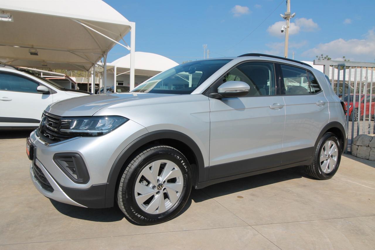 Volkswagen T-Cross 1.0 TSI Life 95CV | 17.600 KM 2024