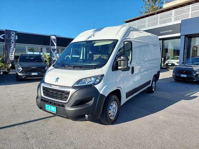 Peugeot Boxer 335 2.2 BlueHDi 140 S&S L2H2