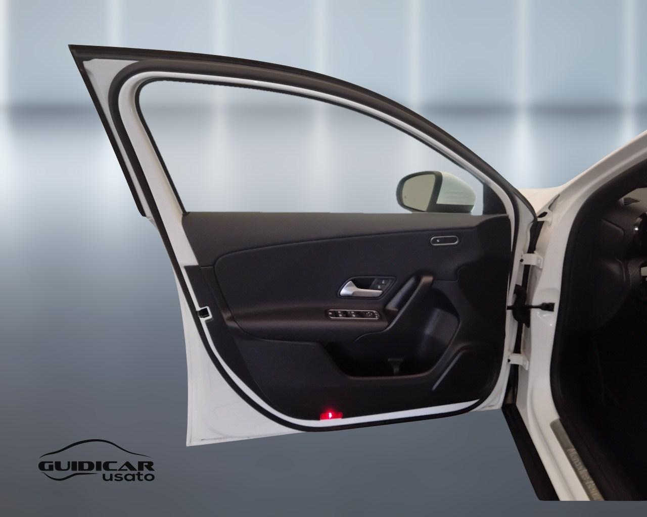 Mercedes-Benz Classe A - W177 2023 - A 180 d Advanced auto