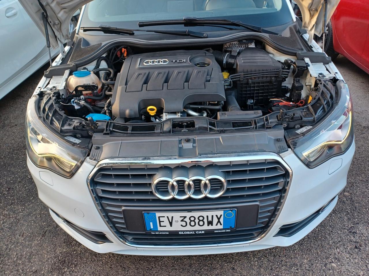 Audi A1 SPORTBACK 1.6 TDI S TRONIC LED BIXENO PDC