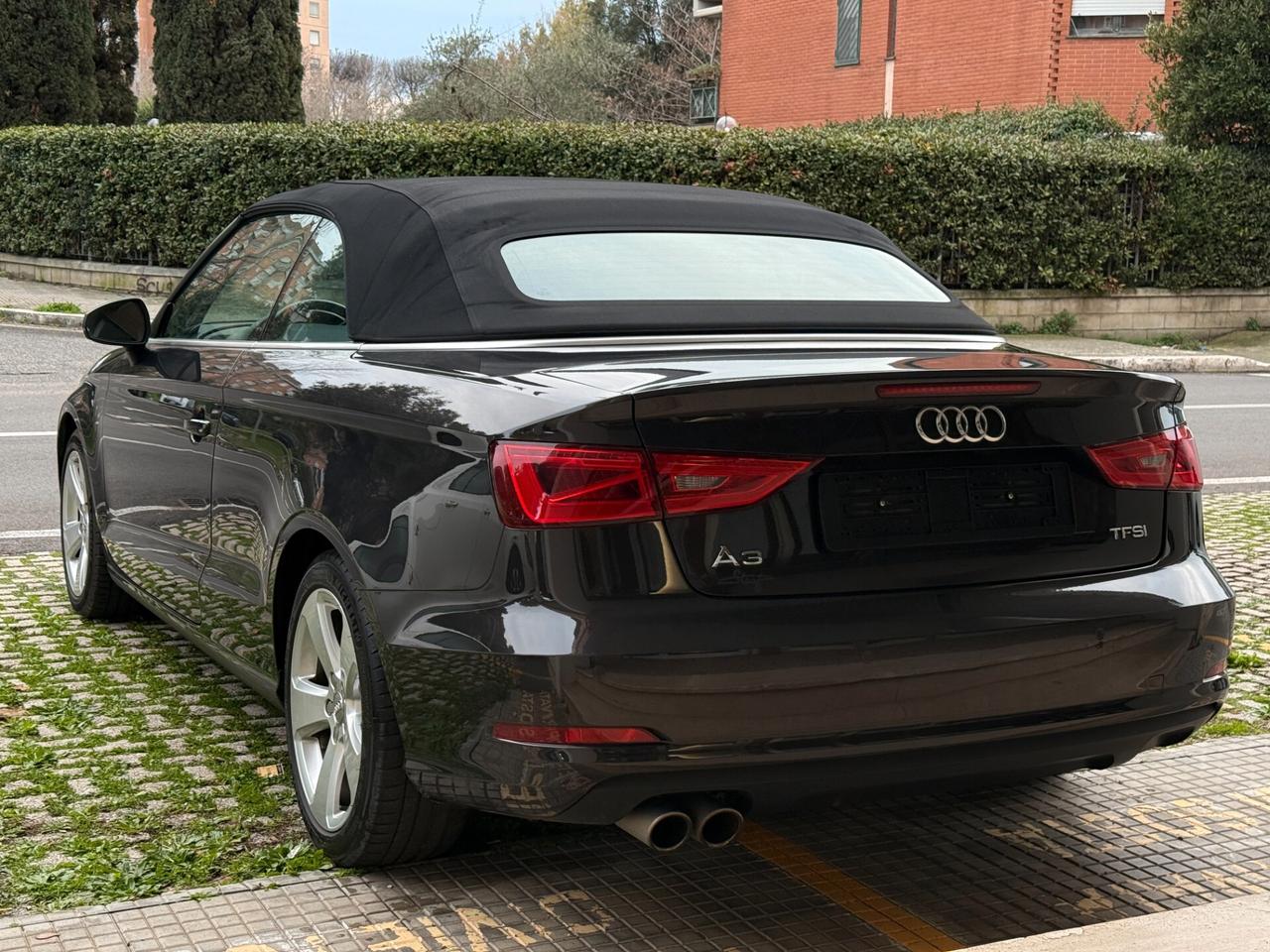 Audi A3 Cabrio 1.4 Sport, Tagl. ufficiali, alcantara, navigatore