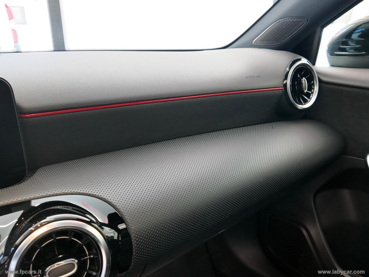 MERCEDES-BENZ A 180 d Automatic Premium AMG TETTO APRIB.
