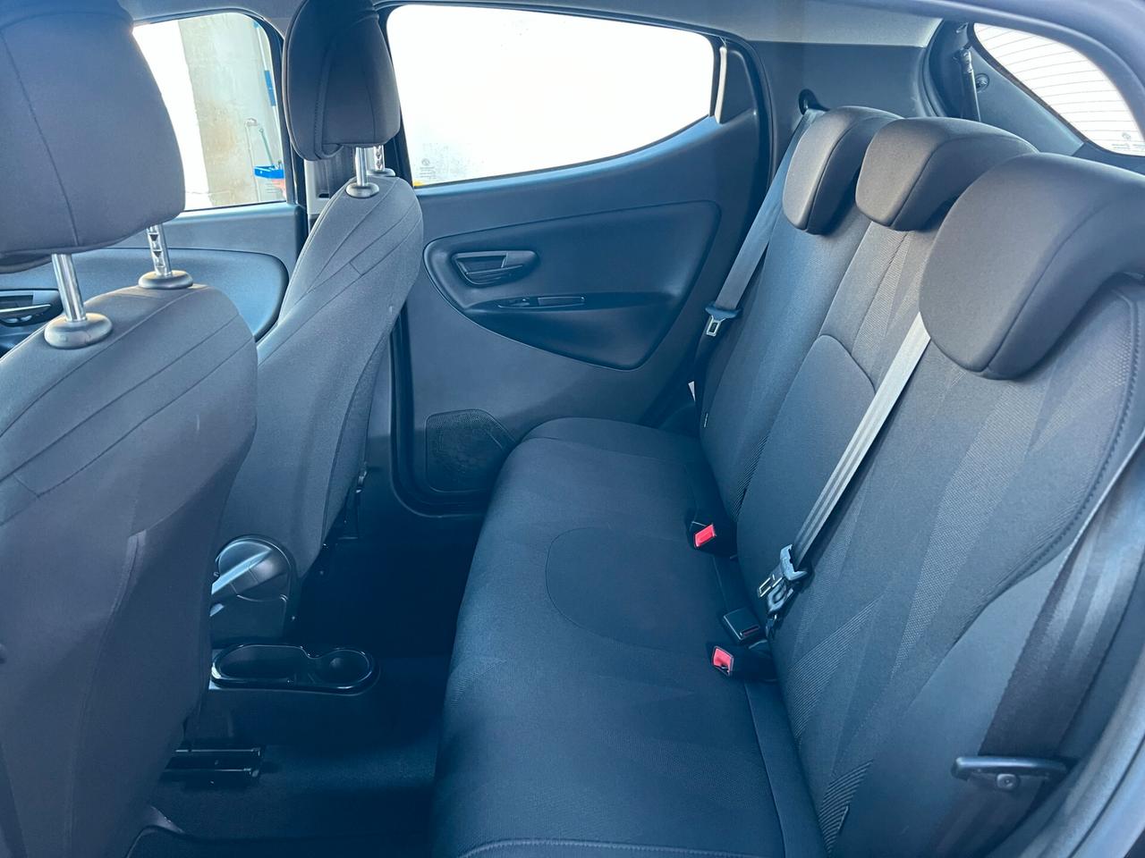 Lancia Ypsilon 1.0 FireFly 5 porte S&S Hybrid Ecochic Gold