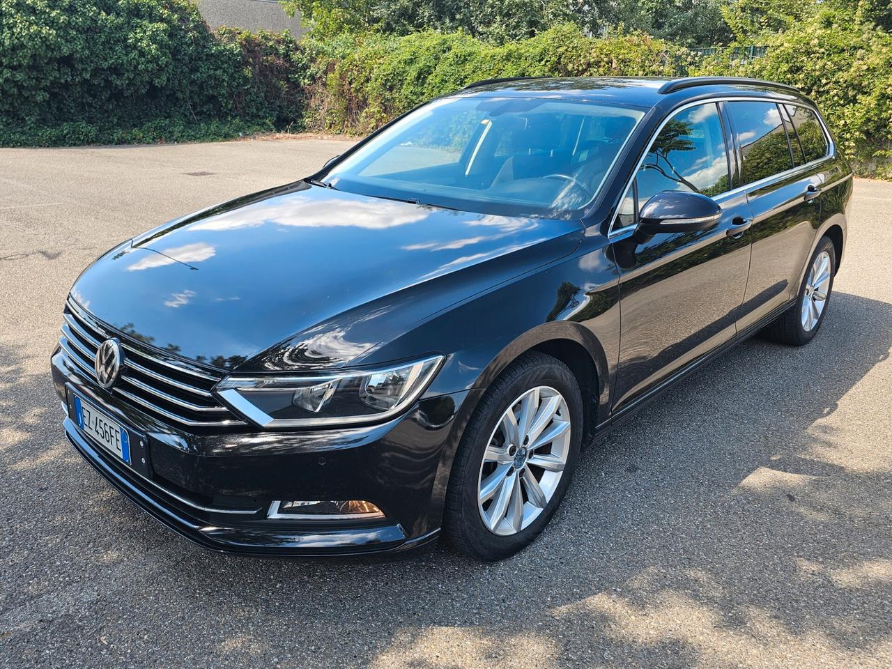 Volkswagen Passat Station Wagon 2.0 TDI 150 cv EURO 6 Dsg Comfortline Ok Permute / Navigatore
