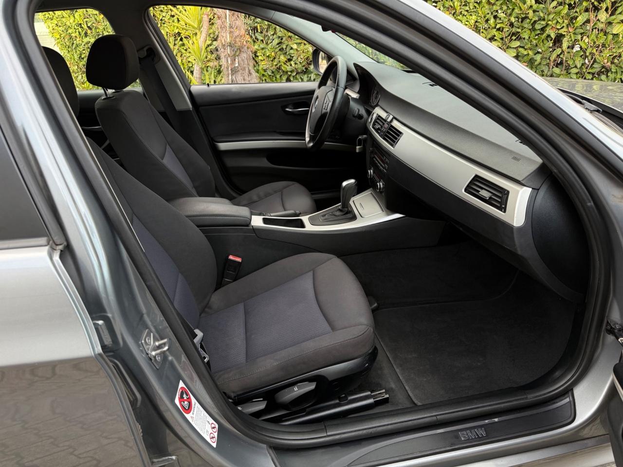 BMW 320d Touring 163CV GOMMATA NUOVA !