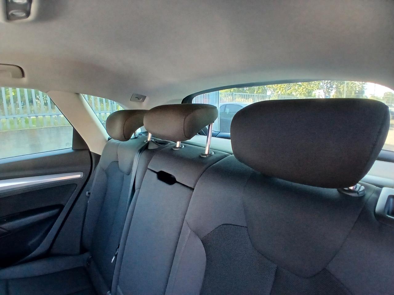 Audi Q5 2.0 TDI quattro S tronic Business