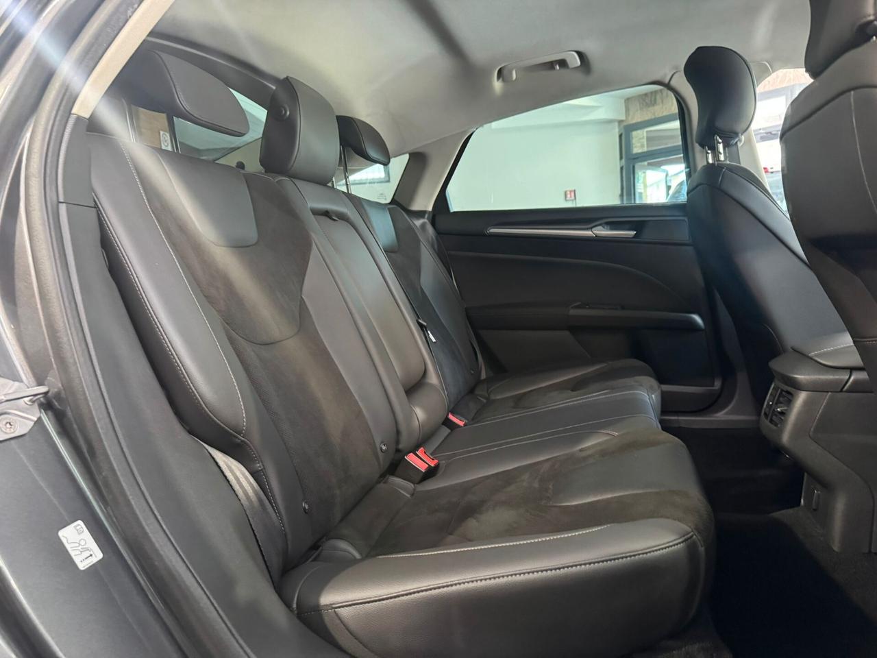 Ford Mondeo 2.0 TDCi 150 CV S&S Powershift 5 porte Titanium