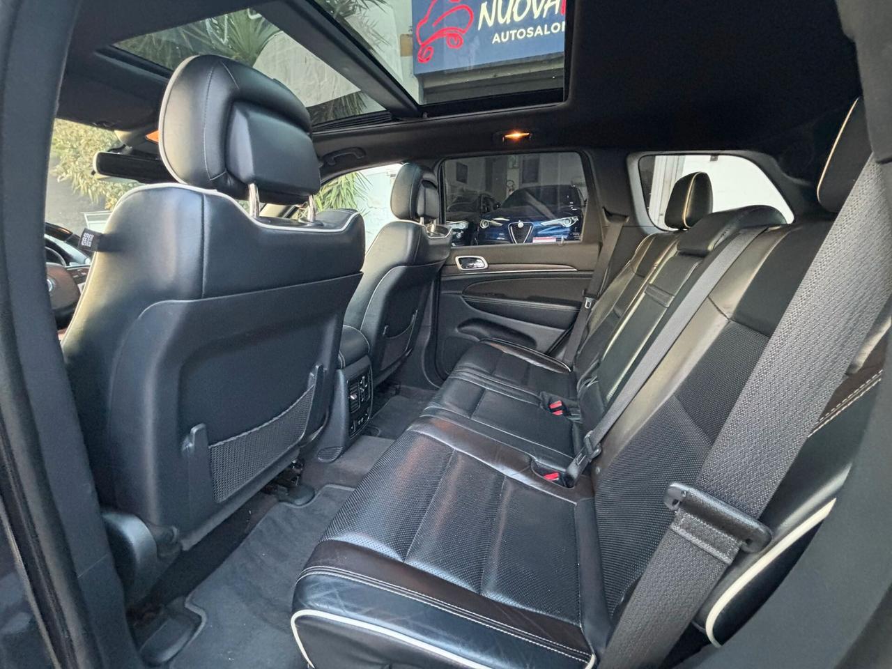 Jeep Grand Cherokee Overland 3.0 CRDI