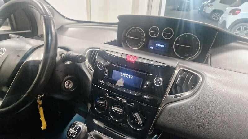 Lancia Ypsilon 1.3 M-Jet 95 CV S&S Gold
