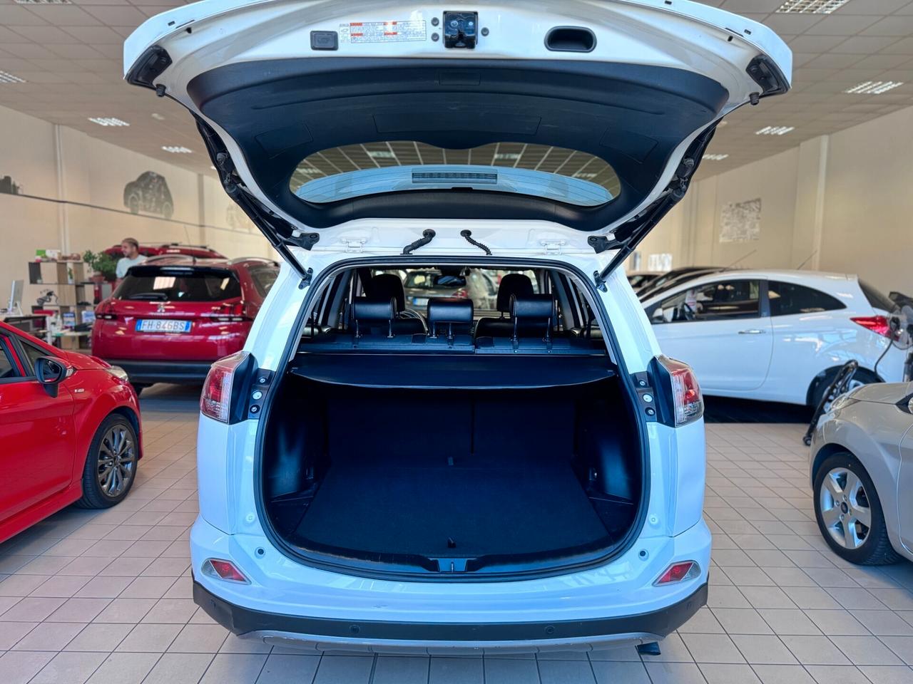 Toyota RAV 4 RAV4 2.0 D-4D 2WD Lounge