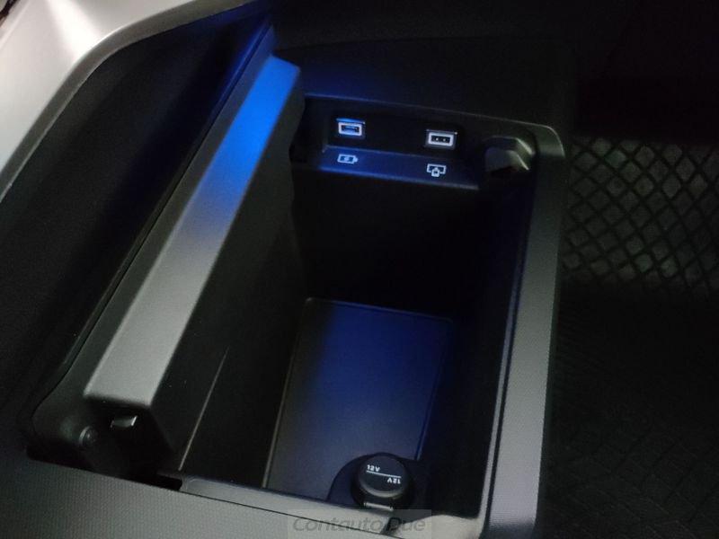 Peugeot 3008 3008 Hybrid 136 e-DCS6 Allure