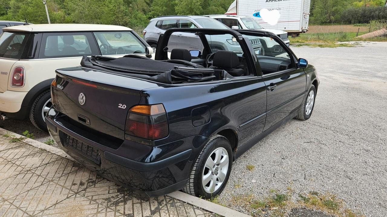 Volkswagen Golf Cabrio 2.0 i Trendline