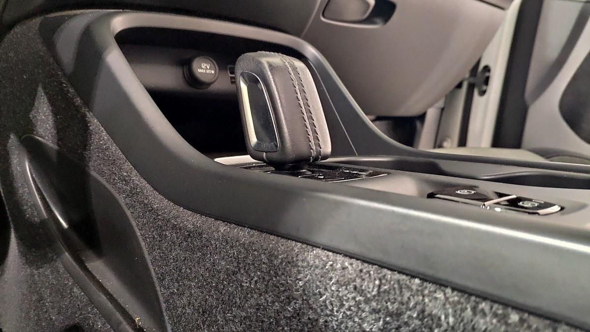 VOLVO Xc40 T2 Geartronic Momentum Pro