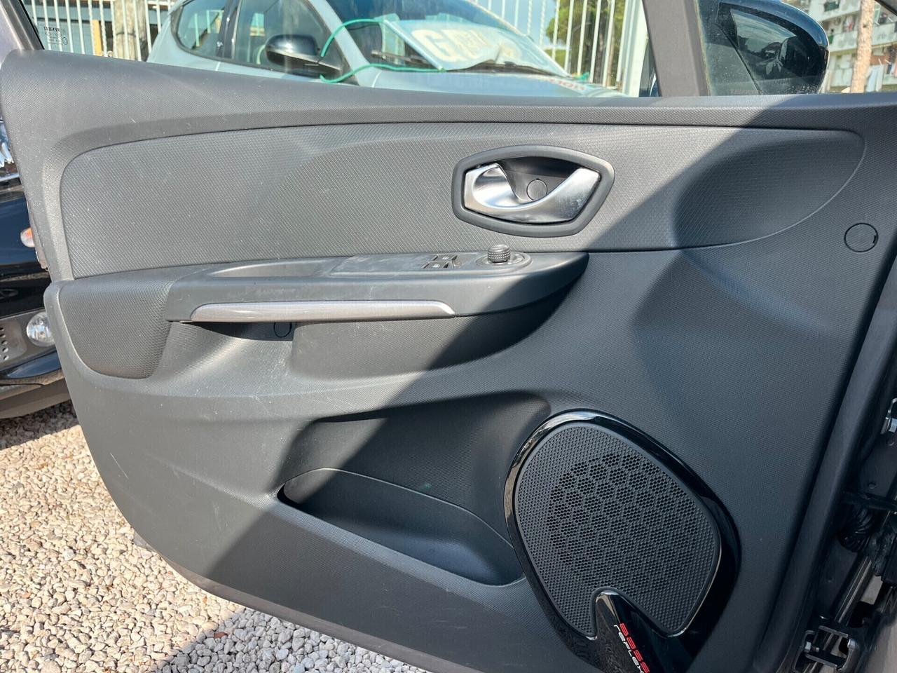 Renault Clio 1.2 GPL DI SERIE RINNOVATO KM CERTIFICATI 2015