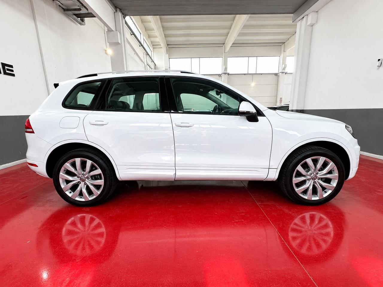 Volkswagen Touareg 3.0 TDI 262 CV tip. BlueMotion Technology Executive