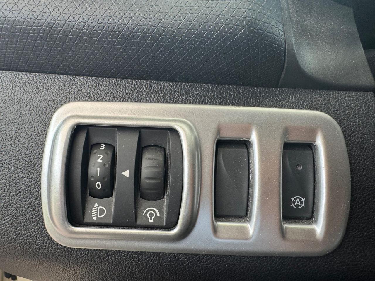 Renault Clio Duel 1.5 ENERGY dCi 75 Eco2 #5518