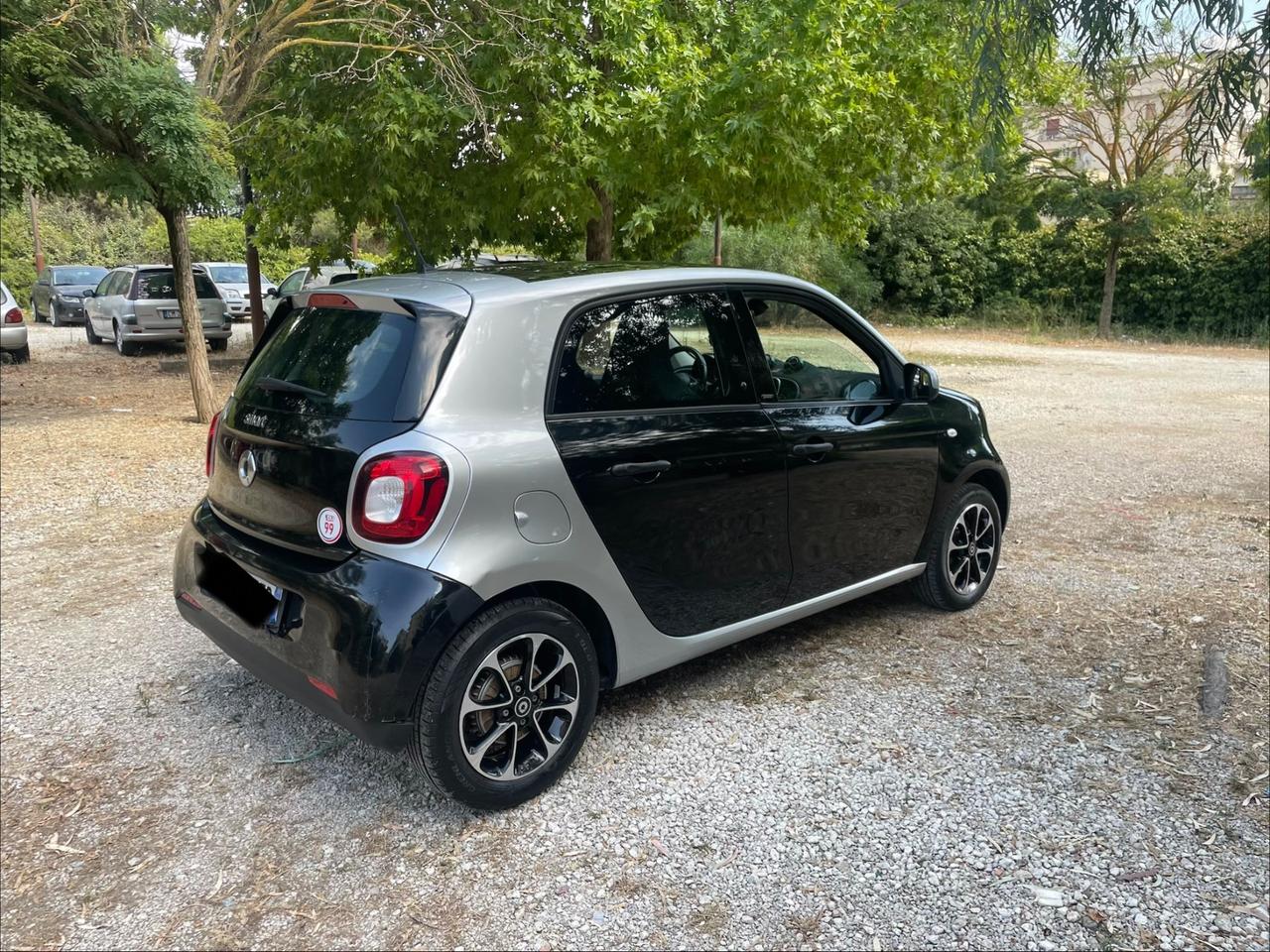 Smart ForFour 70 1.0 Passion