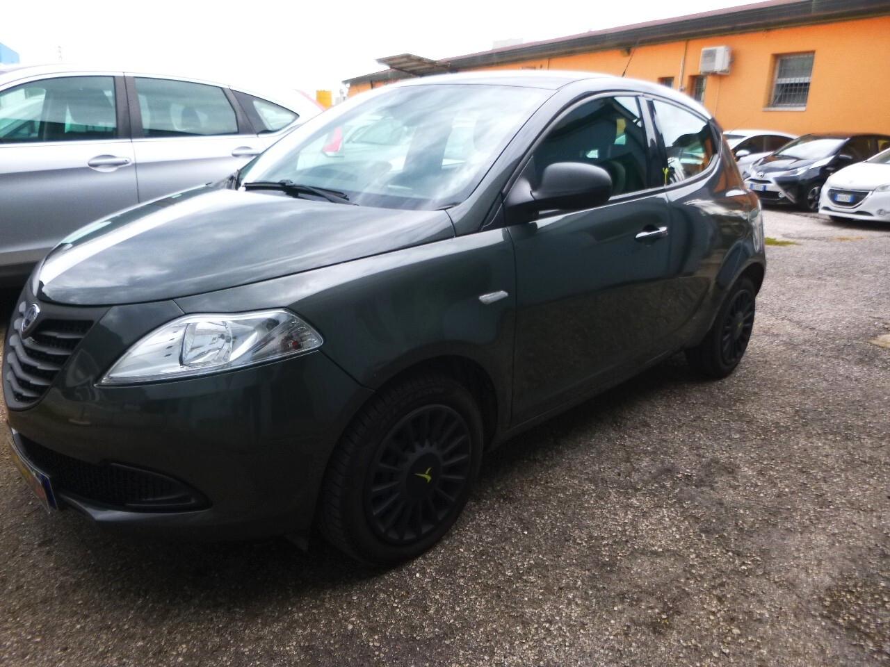 Lancia Ypsilon 1.2 69 CV 5 porte S&S Elefantino