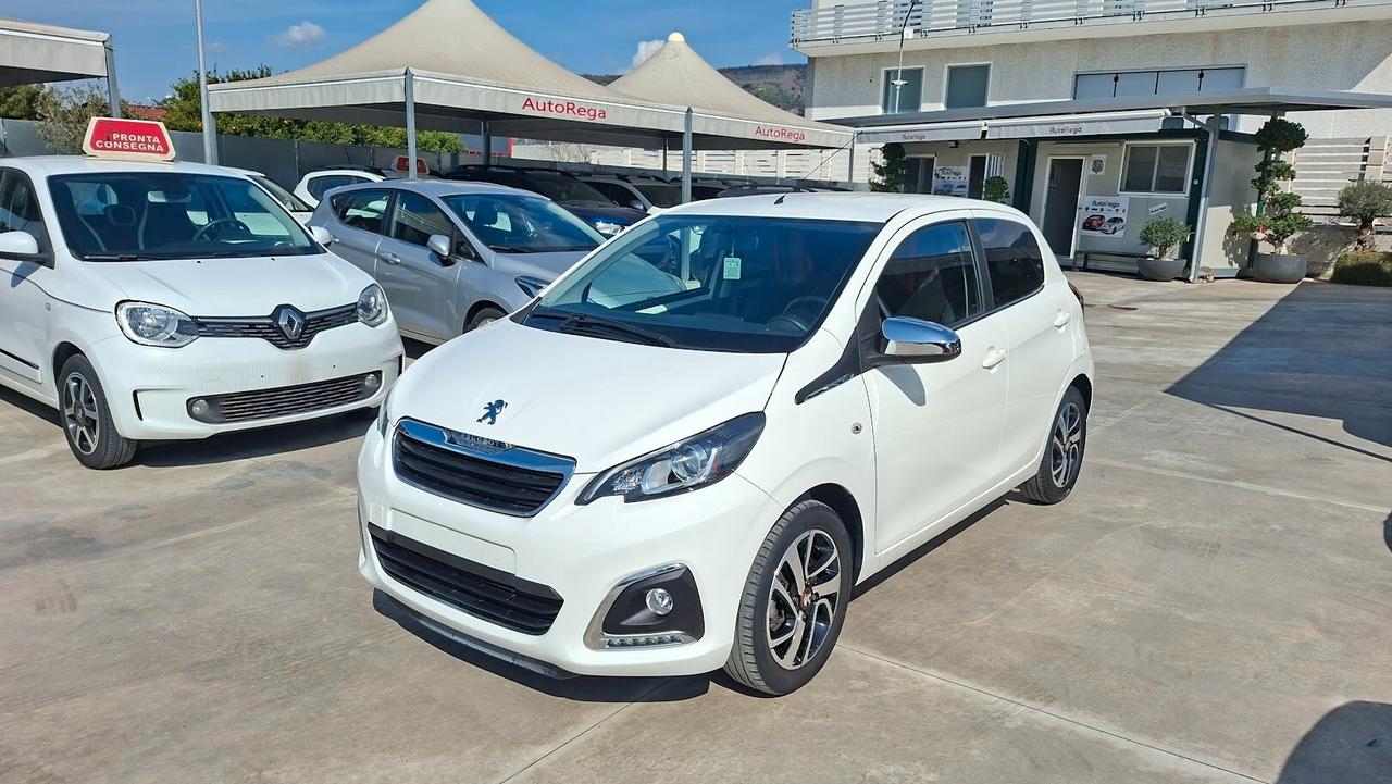 Peugeot 108 5 porte con telecamera post.