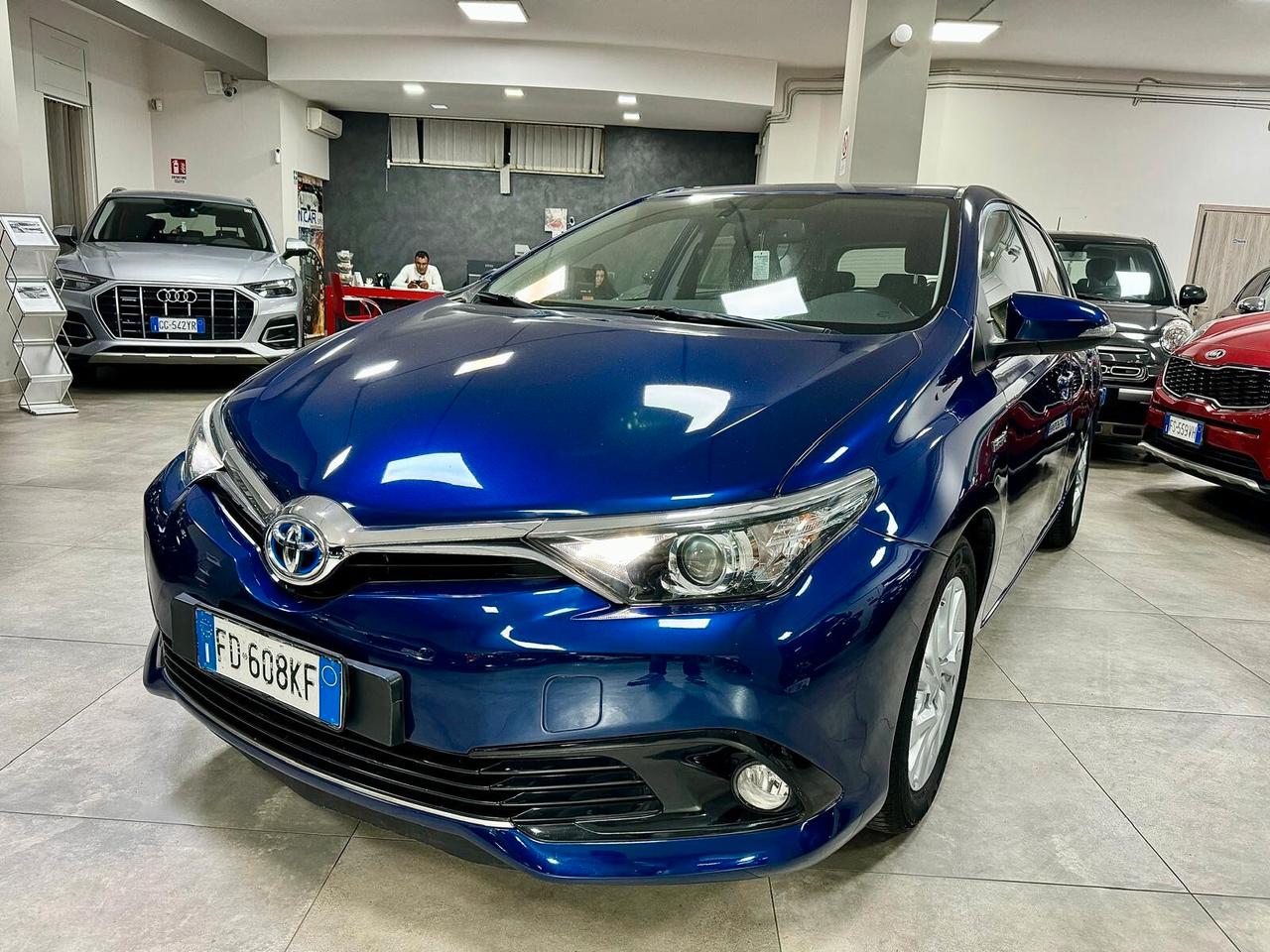 Toyota Auris Touring Sports 1.8 Hybrid Lounge