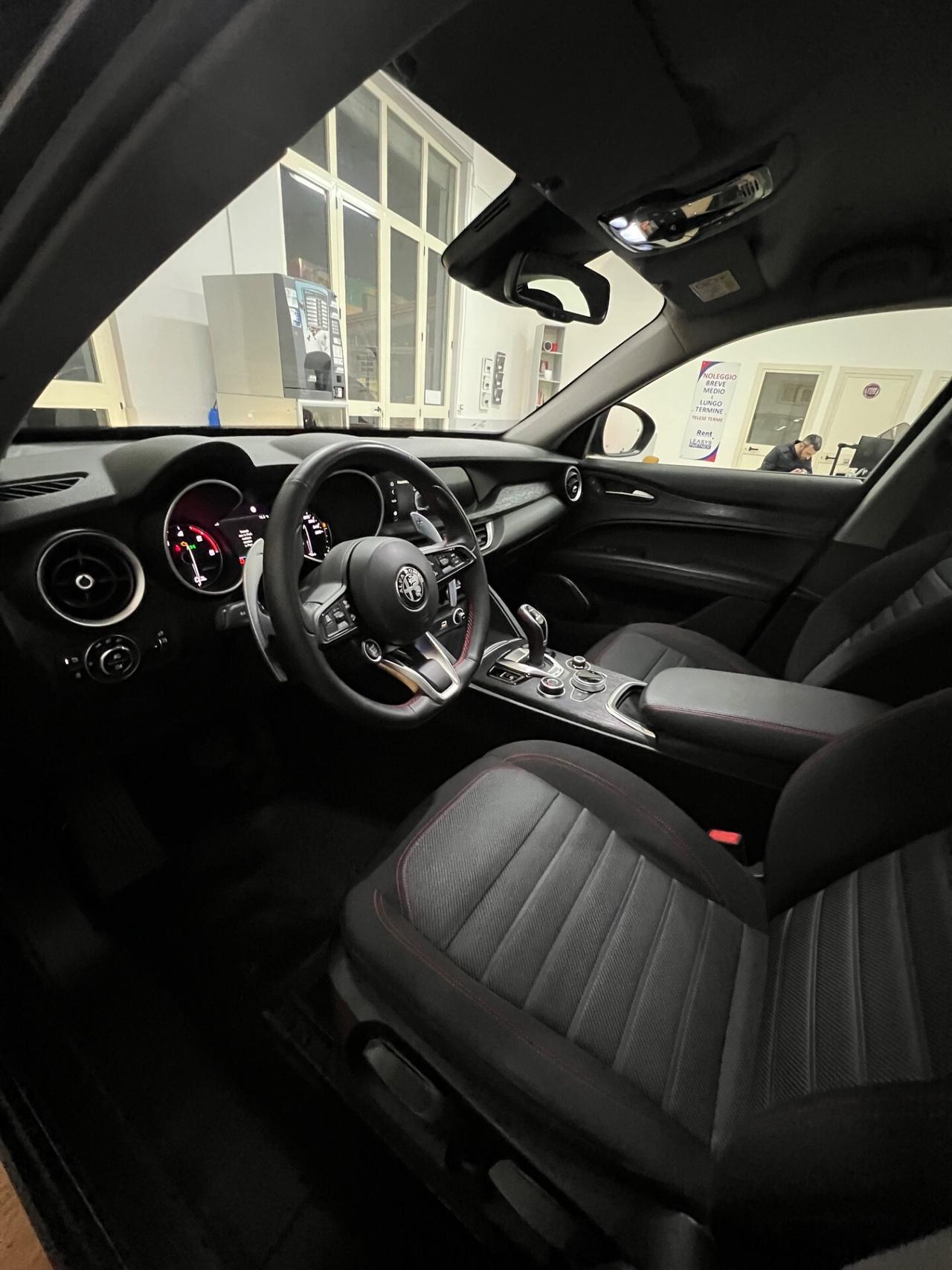Alfa Romeo Stelvio 2.2 Turbodiesel 190 CV AT8 Q4 Business