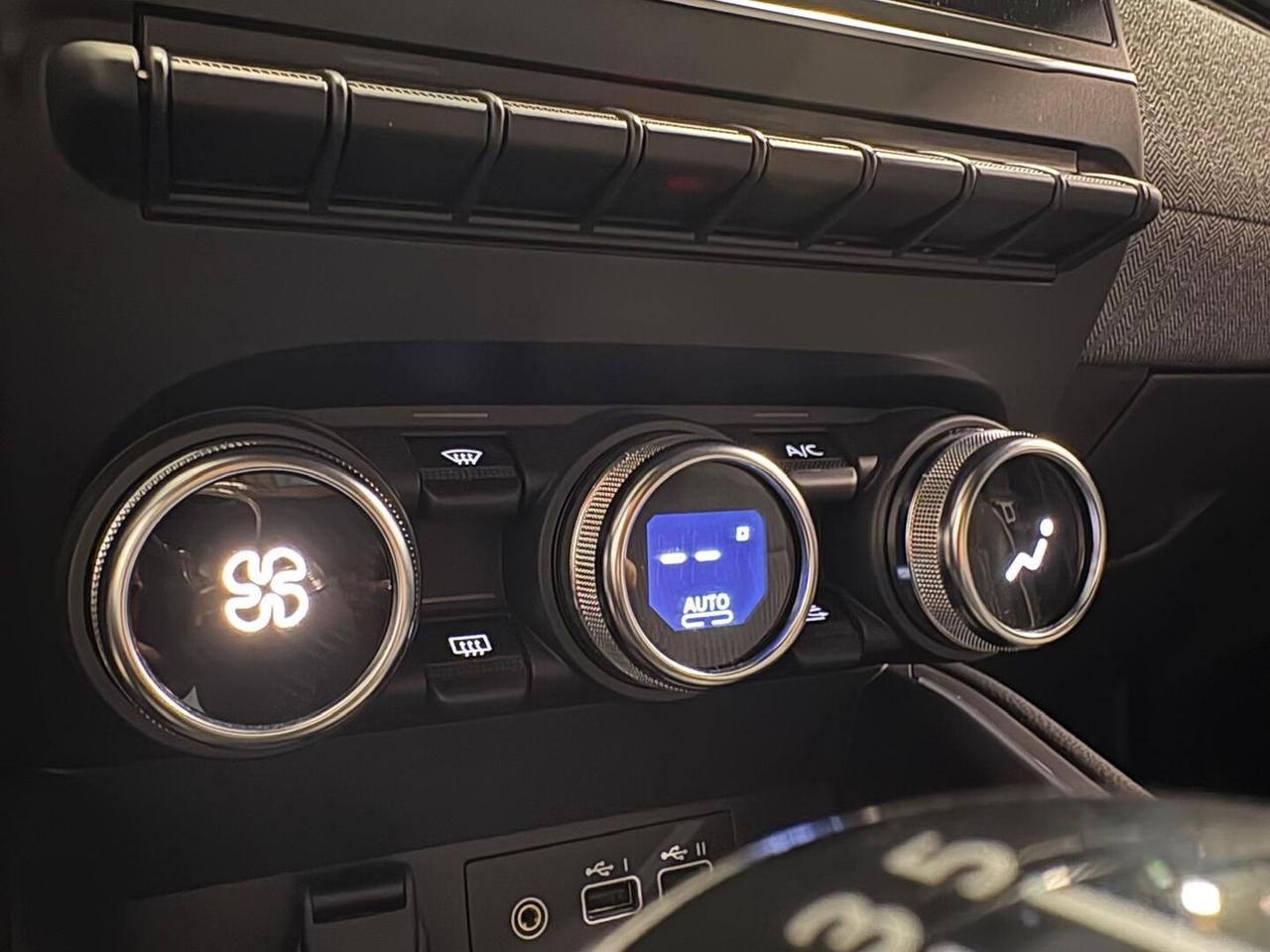 Renault Clio 1.0 tce Techno 90cv