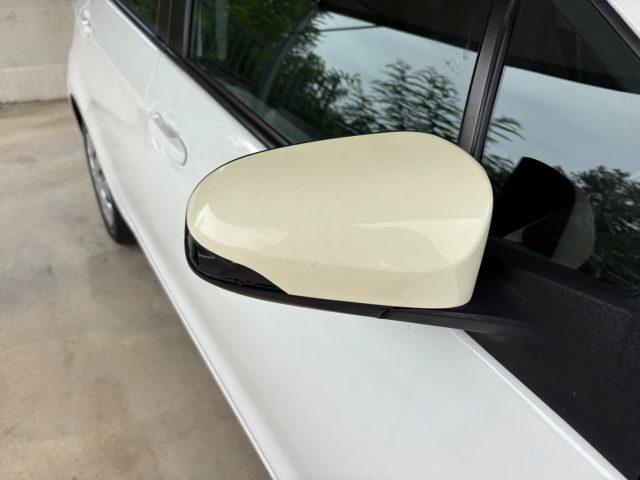 TOYOTA Yaris 1.5 Hybrid 5 porte AUTOMATICA OK NEOPATENTATI