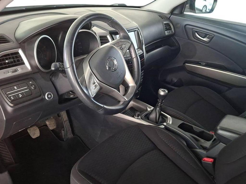 Ssangyong Tivoli 1.6 e-XGi Icon 2WD