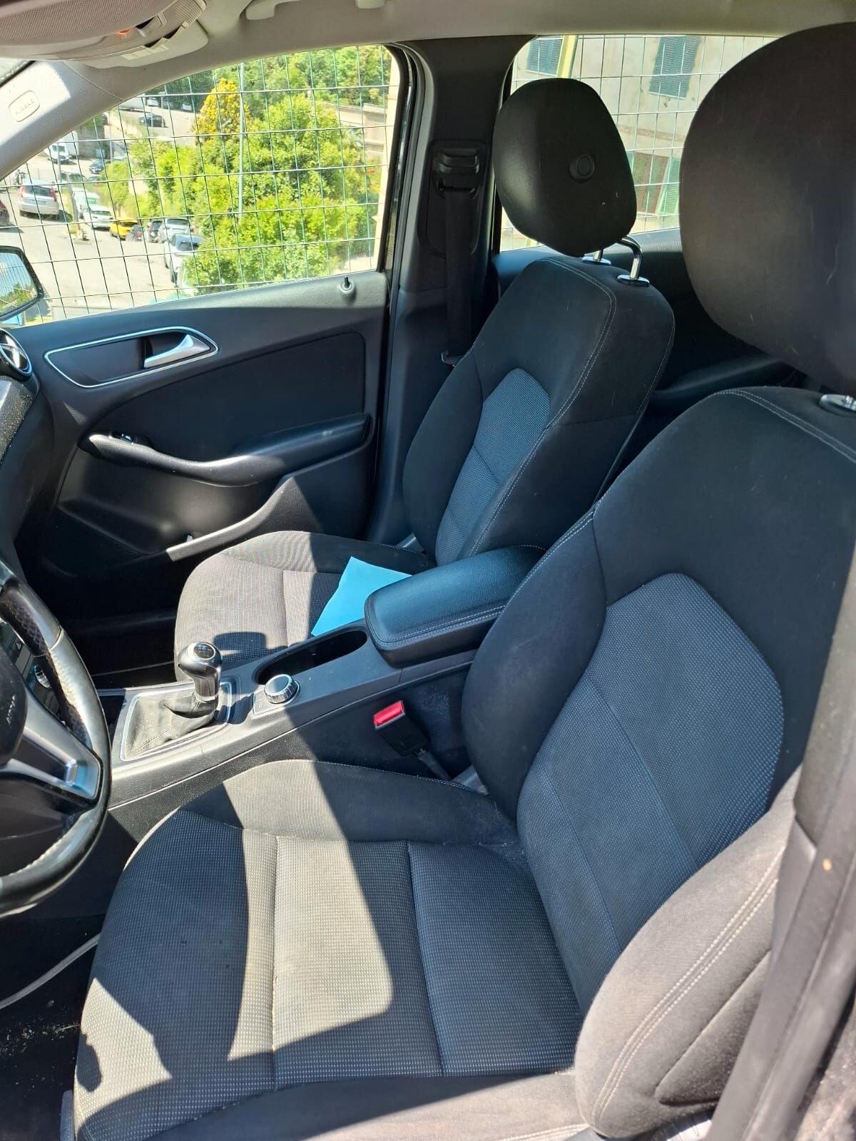Mercedes-benz B 180 B 180 CDI BlueEFFICIENCY Premium