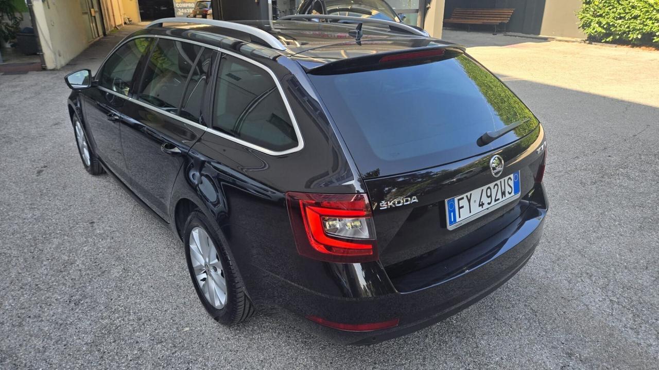 Skoda Octavia 1.5 DSG Wagon Executive G-Tec Metano