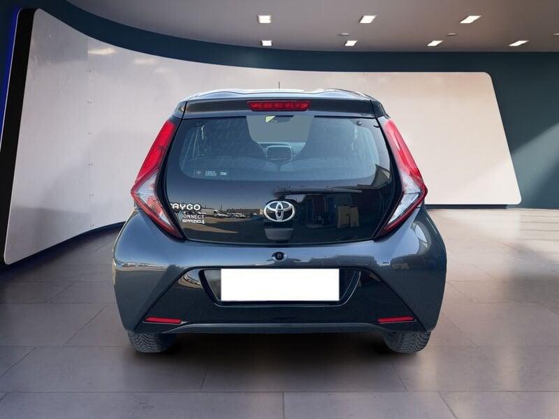 Toyota Aygo II 2018 5p 5p 1.0 x-business fun 72cv