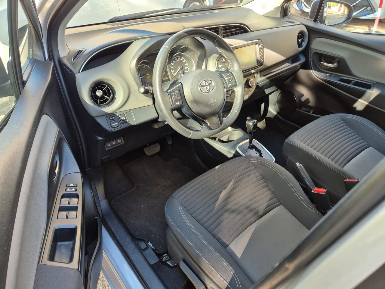 Toyota Yaris 1.5 Hybrid 5 porte Business