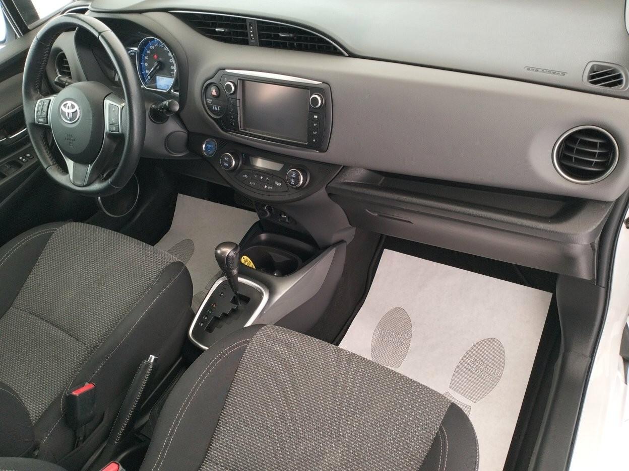 Toyota Yaris 1.5 Hybrid - NEOPATENTATI