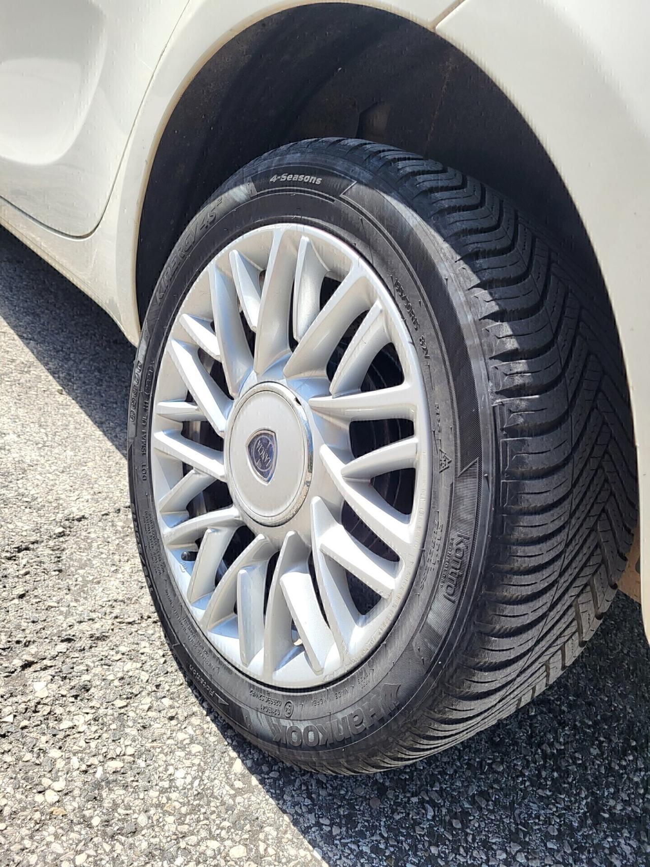 LANCIA Y 1,3 Mjet PLATINUM-UNICA PROPR-4 REVISIONI