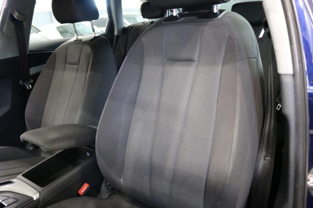 AUDI A4 40 TDI quattro S tronic Business Advanced