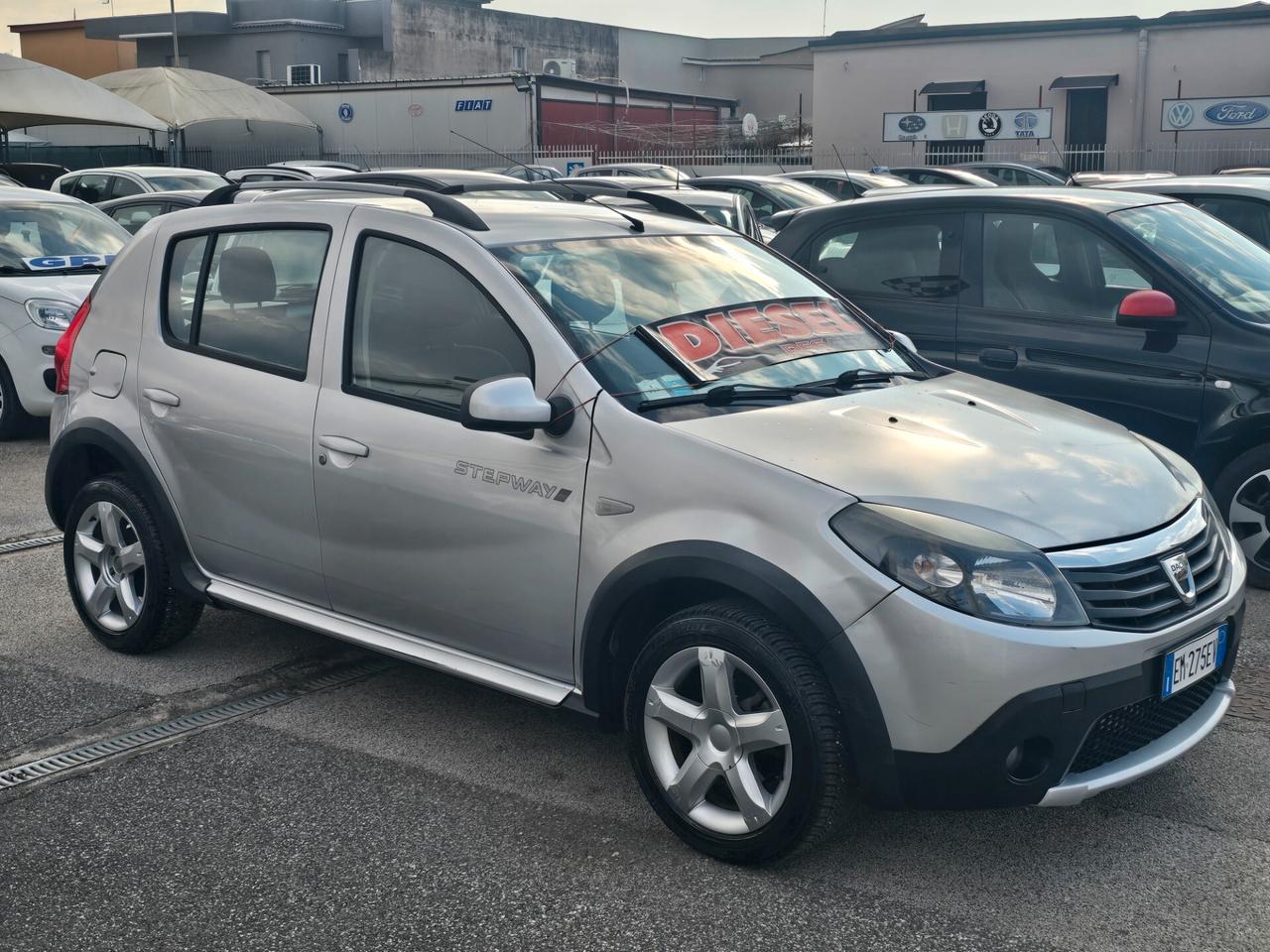 Dacia Sandero 1.5 dCi 75CV Embleme
