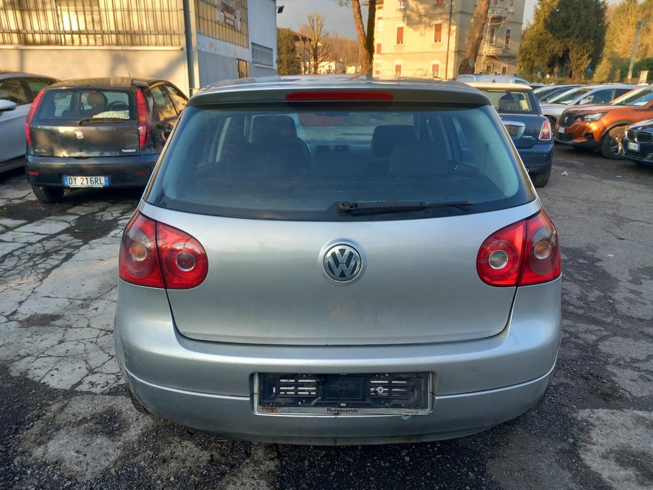 Volkswagen Golf 1.9 TDI 5p. Sportline