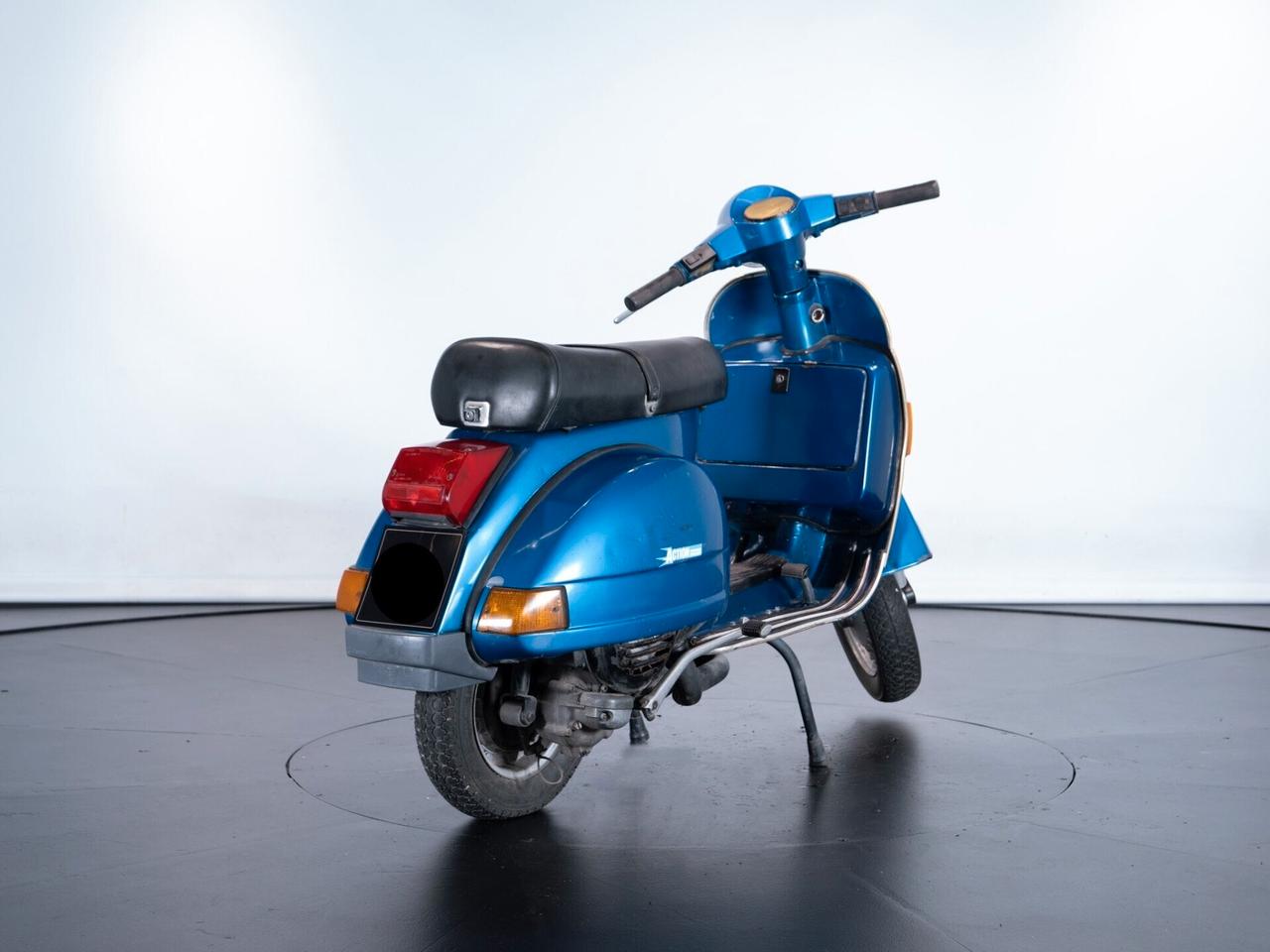 Piaggio Vespa P 200 E