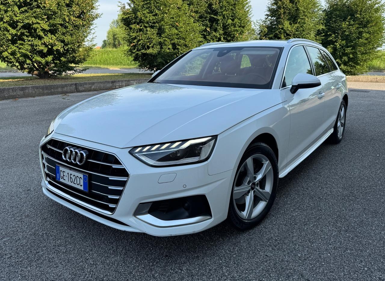 Audi A4 Avant 35 TDI/163 CV S tronic Business Advanced