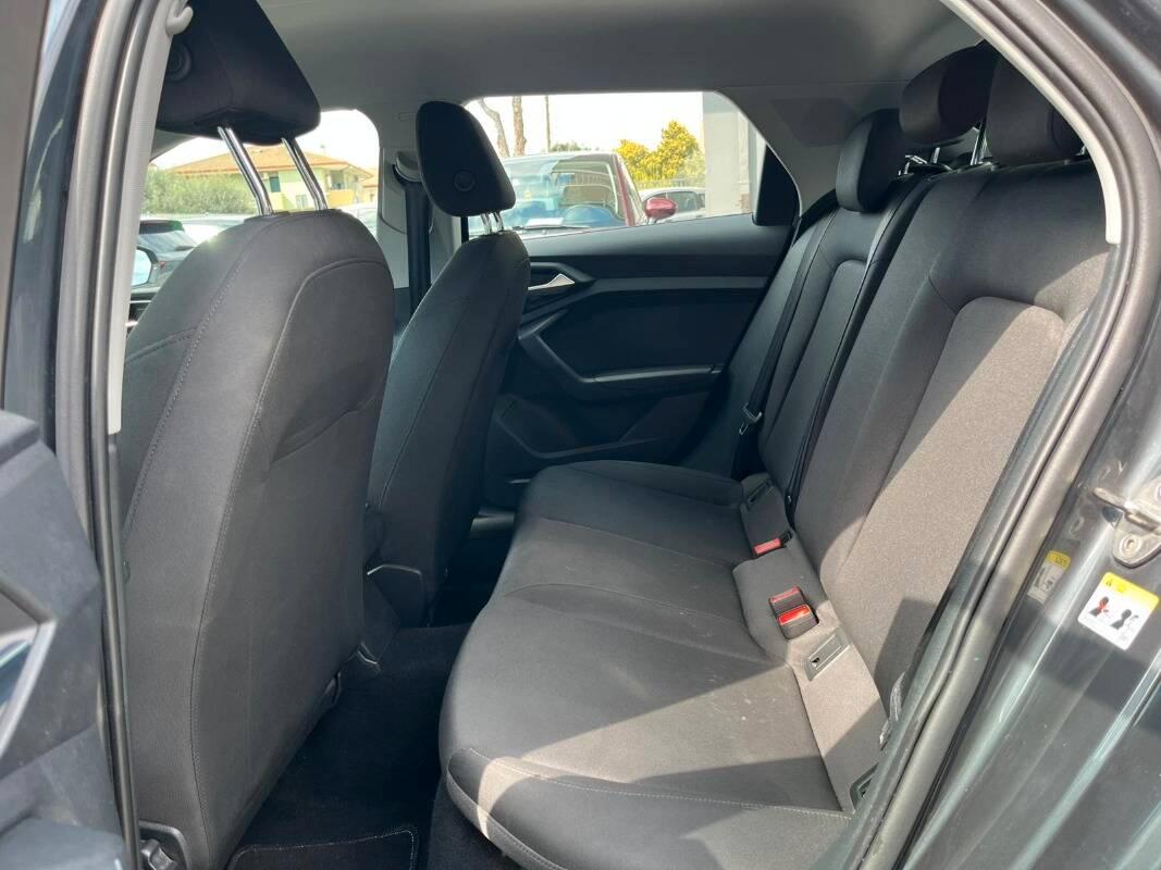 Audi A1 25 1.0 tfsi Admired