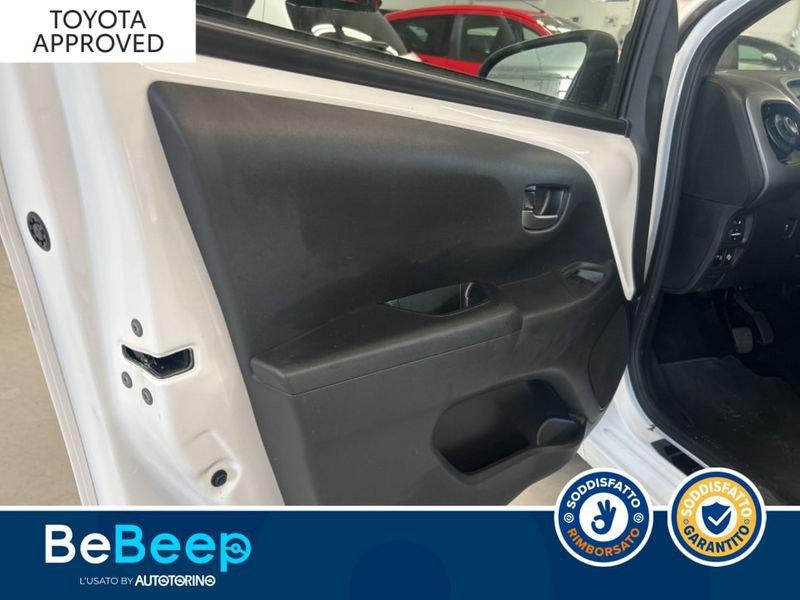 Toyota Aygo 5P 1.0 X-WAVE M-MT 72CV