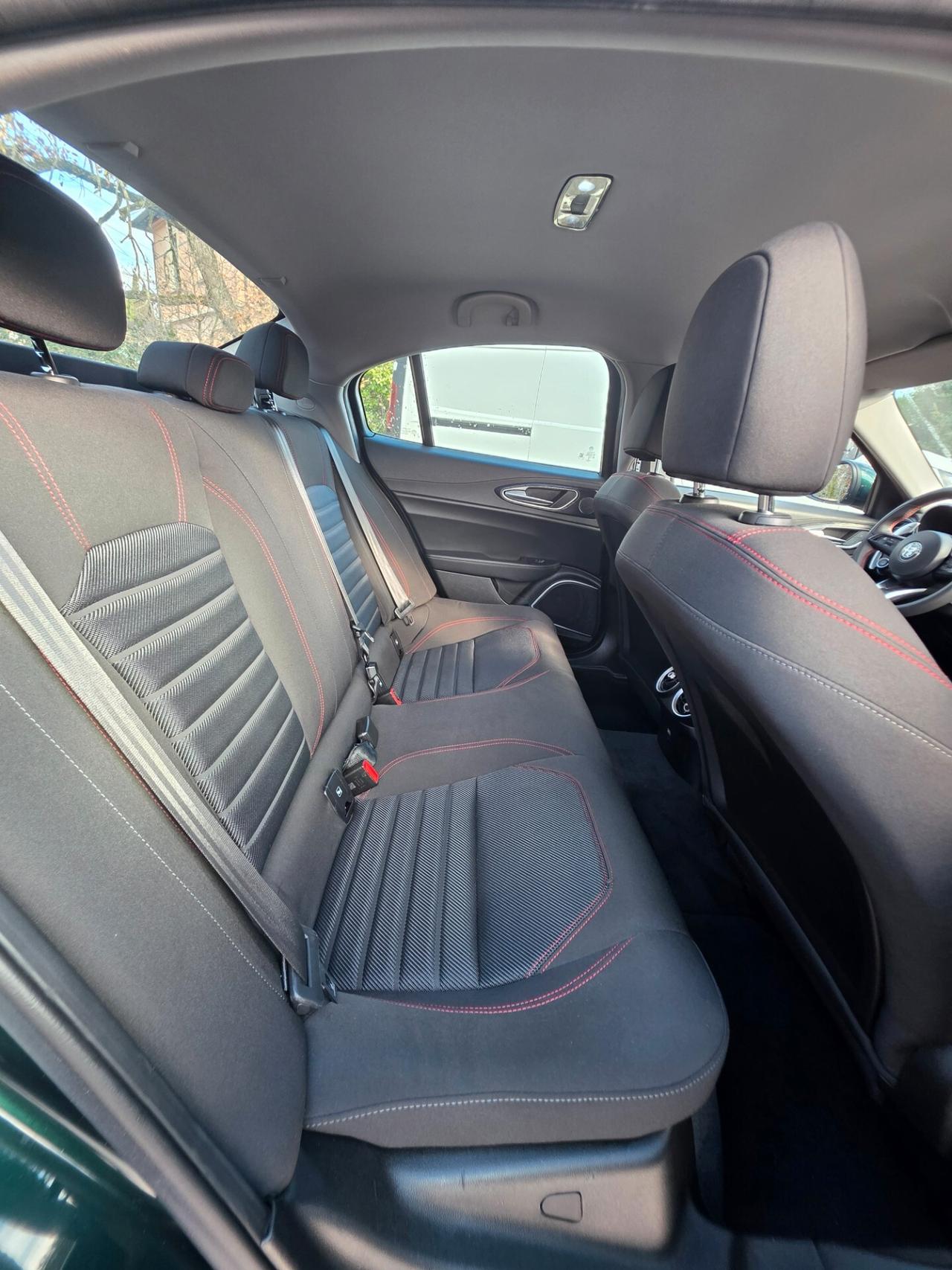 Alfa Romeo Giulia 2.2 Turbodiesel 160 CV AT8 Business