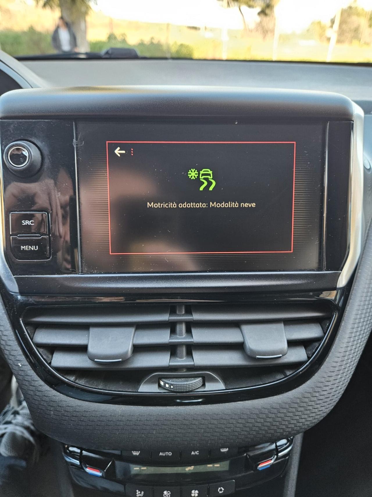 Peugeot 2008 GTline 1.6 bluehdi 120cv