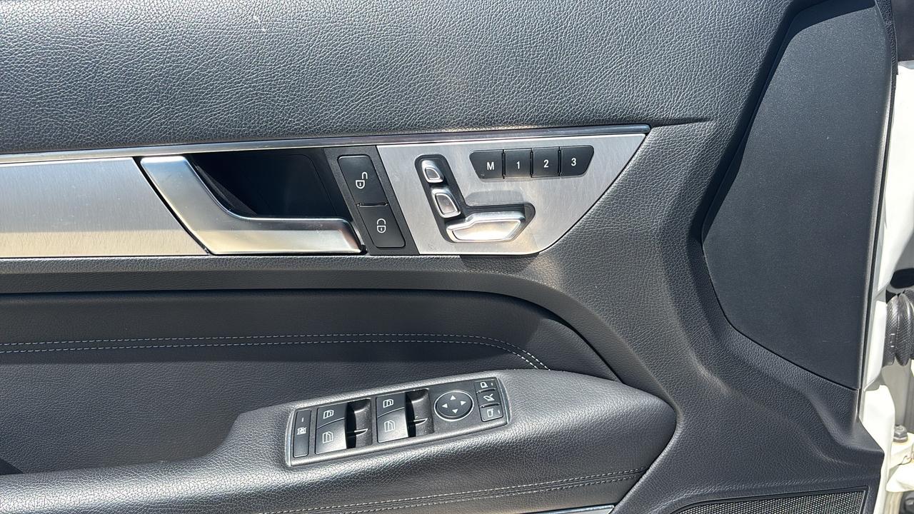Mercedes-benz E 350 E 350 BlueTEC Cabrio Automatic Premium