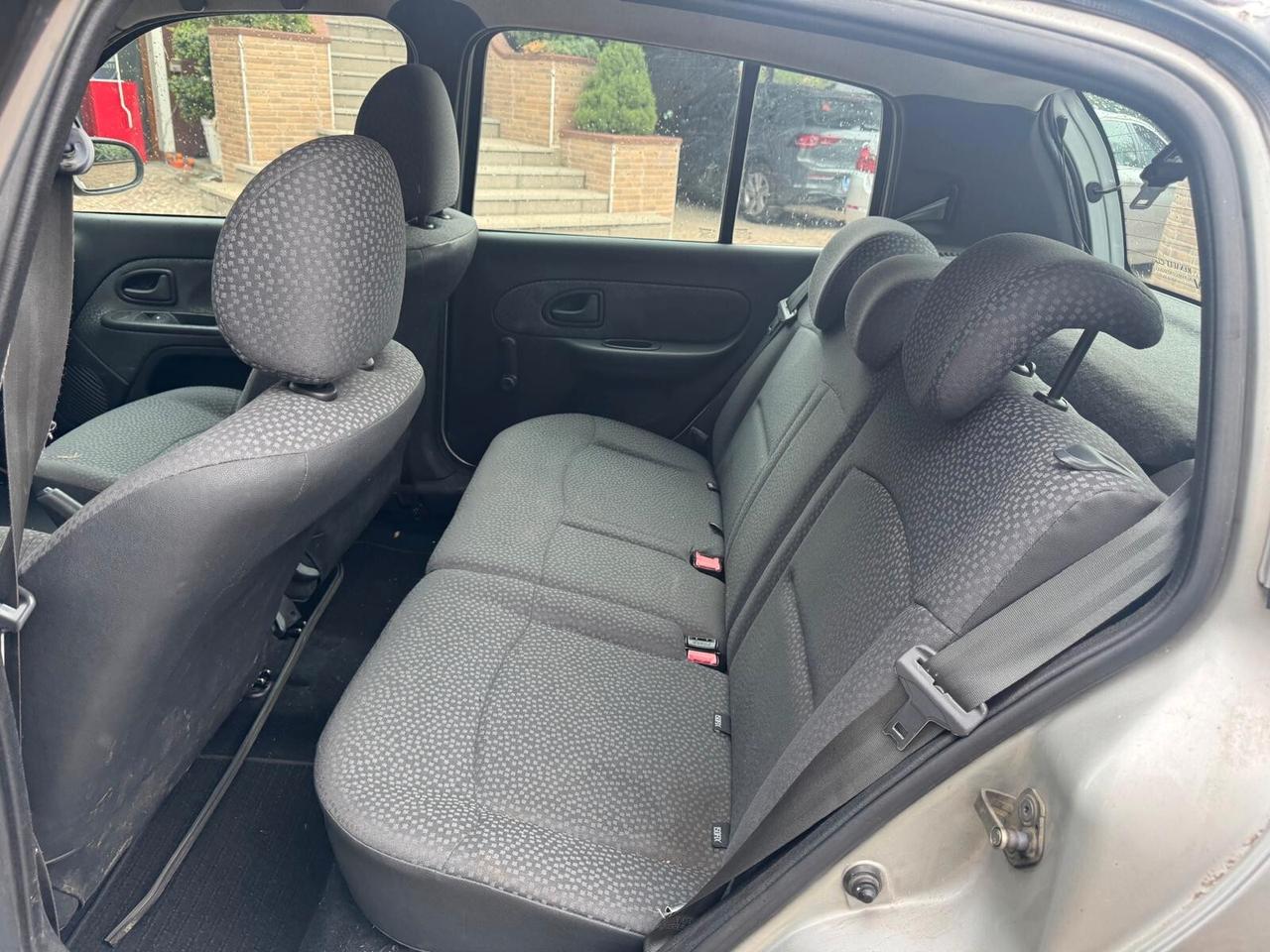Renault Clio Storia 1.2 5 porte GPL Confort