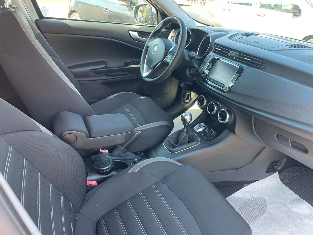 Alfa Romeo Giulietta 1.6 JTDm 120 CV Ti