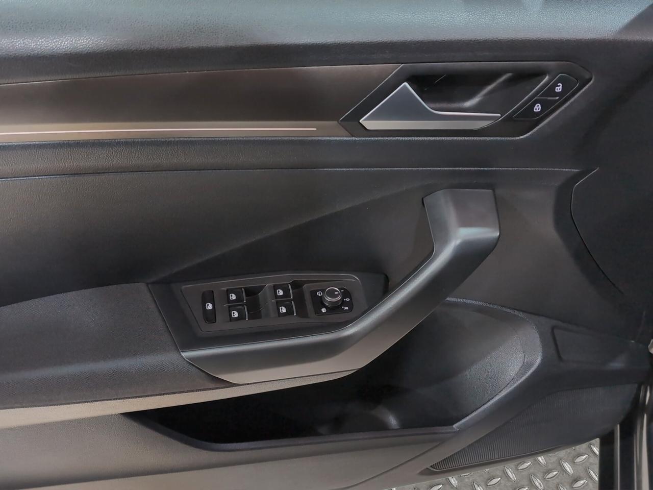 Volkswagen T-Roc 1.6 TDI SCR Advanced BlueMotion Technology