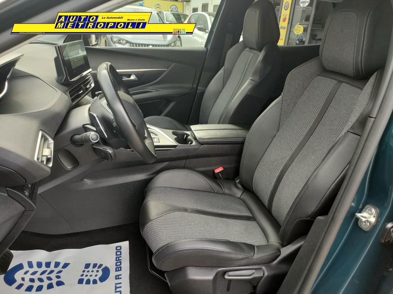 Peugeot 3008 1.5 130cv BlueHDi EAT8 Allure (Autom.)