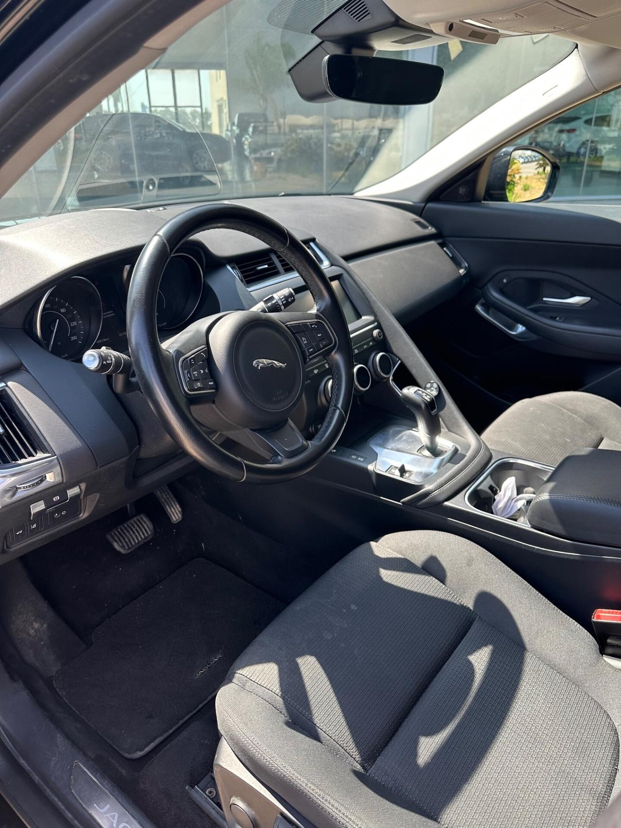 Jaguar E-Pace 2.0d i4 S awd possibilità noleggio no scoring